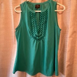 Market and spruce sleeveless top